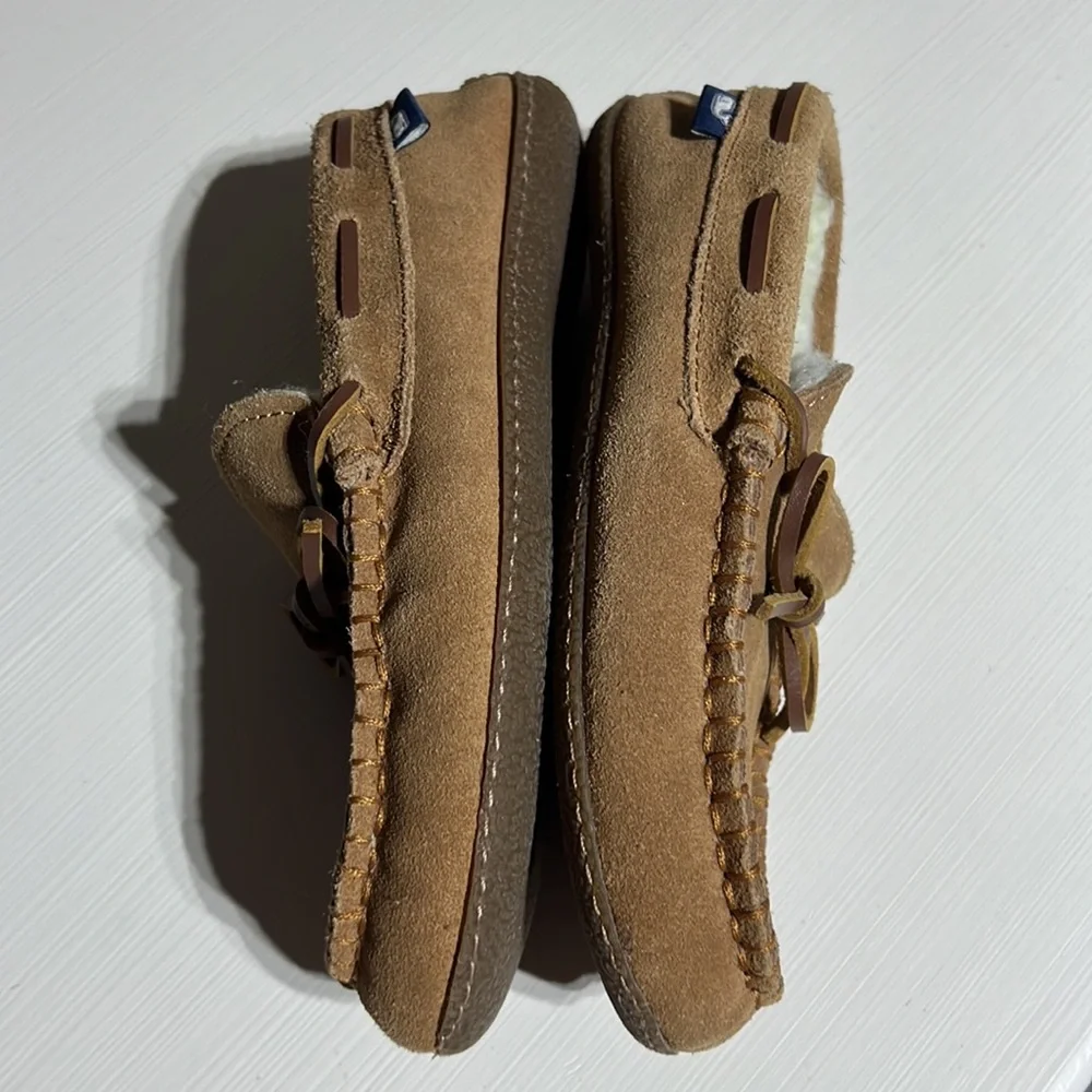 NEW Vineyard Vines Suede Slip-on Moccasins Sheepskin Tan